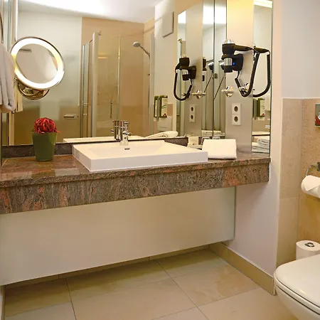 Atrium Im Park Hotel Regensburg