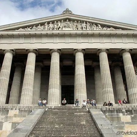 Hotel Atrium Im Park 4*