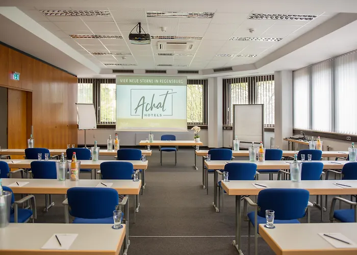 Hotell Atrium Im Park