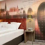 Atrium Im Park Otel Regensburg