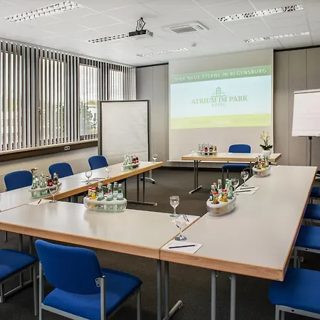 Готель Atrium Im Park