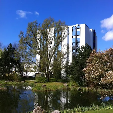 Atrium Im Park 4*