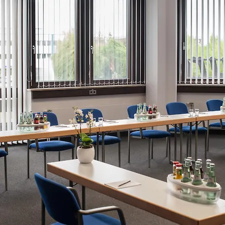 Atrium Im Park Готель Регенсбург