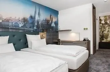 Hotell Atrium Im Park