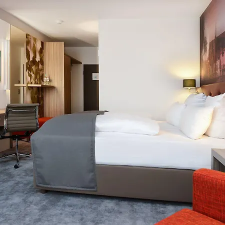 Hotell Atrium Im Park 4*