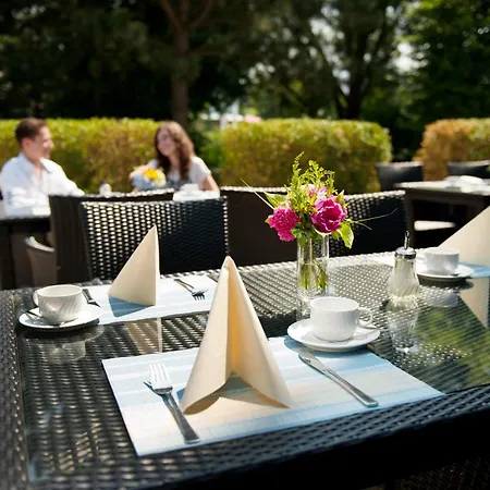 Atrium Im Park Ρέγκενσμπουργκ