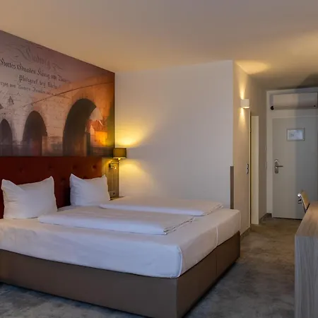 Hotell Atrium Im Park