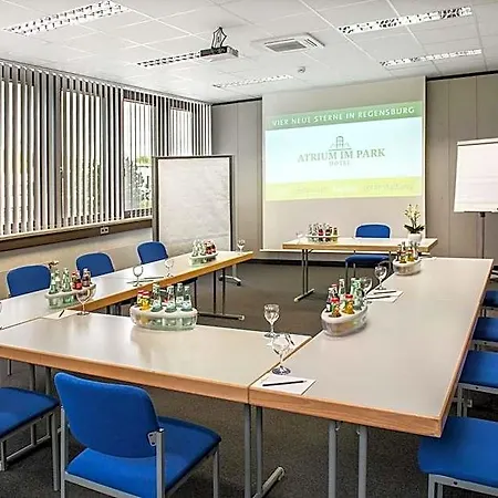 Atrium Im Park 4*