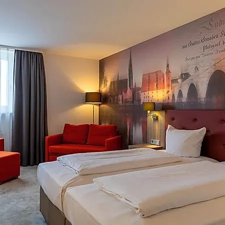 Atrium Im Park מלון 4*
