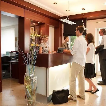 Hotell Atrium Im Park Regensburg
